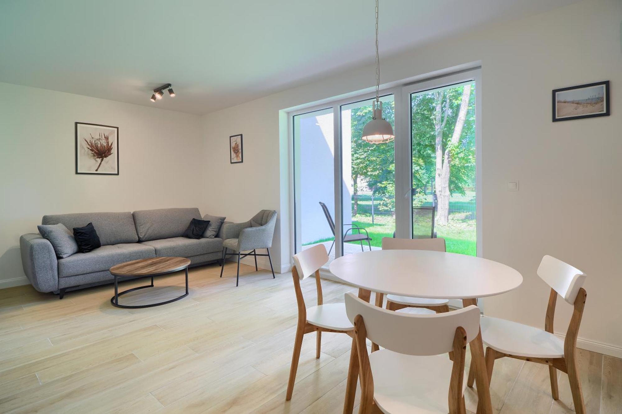 Apartamenty 7 Debow Pleśna Εξωτερικό φωτογραφία